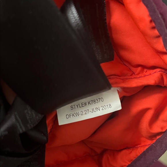 Marmot (L) Aruna Down Puffer Jacket - Picture 13 of 16